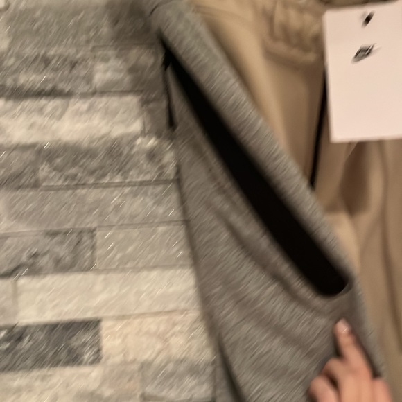 🌸New Arrival🌸 Nike Tech men's joggers - Picture 3 of 6